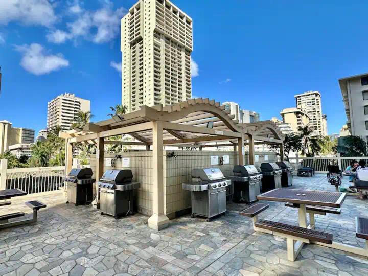 Waikiki Luxury High Wtih Views &