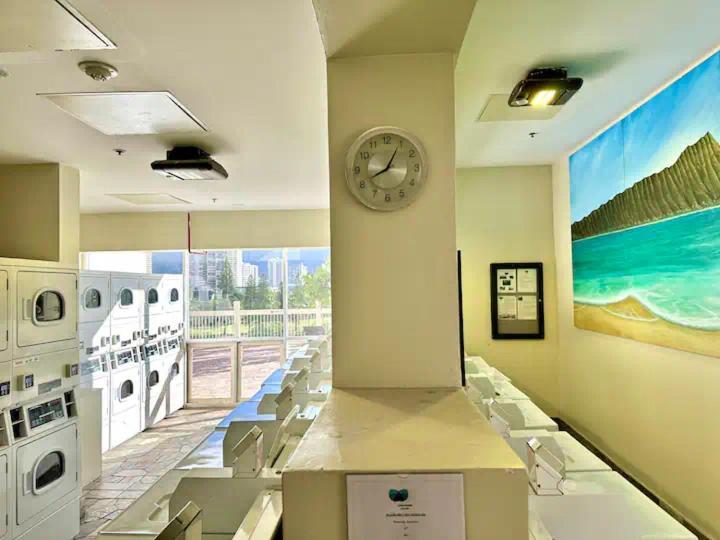 Waikiki Luxury High Wtih Views & Honolulu