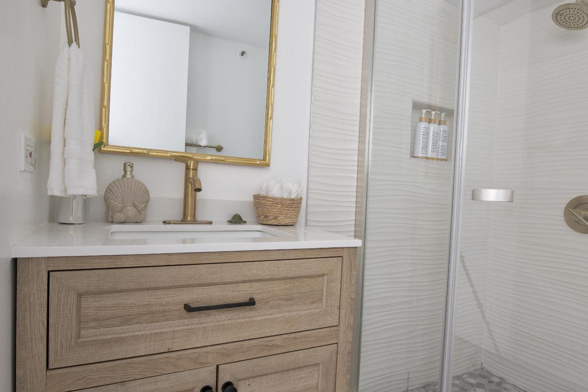 Waikiki Luxury High Wtih Views & Apartment *